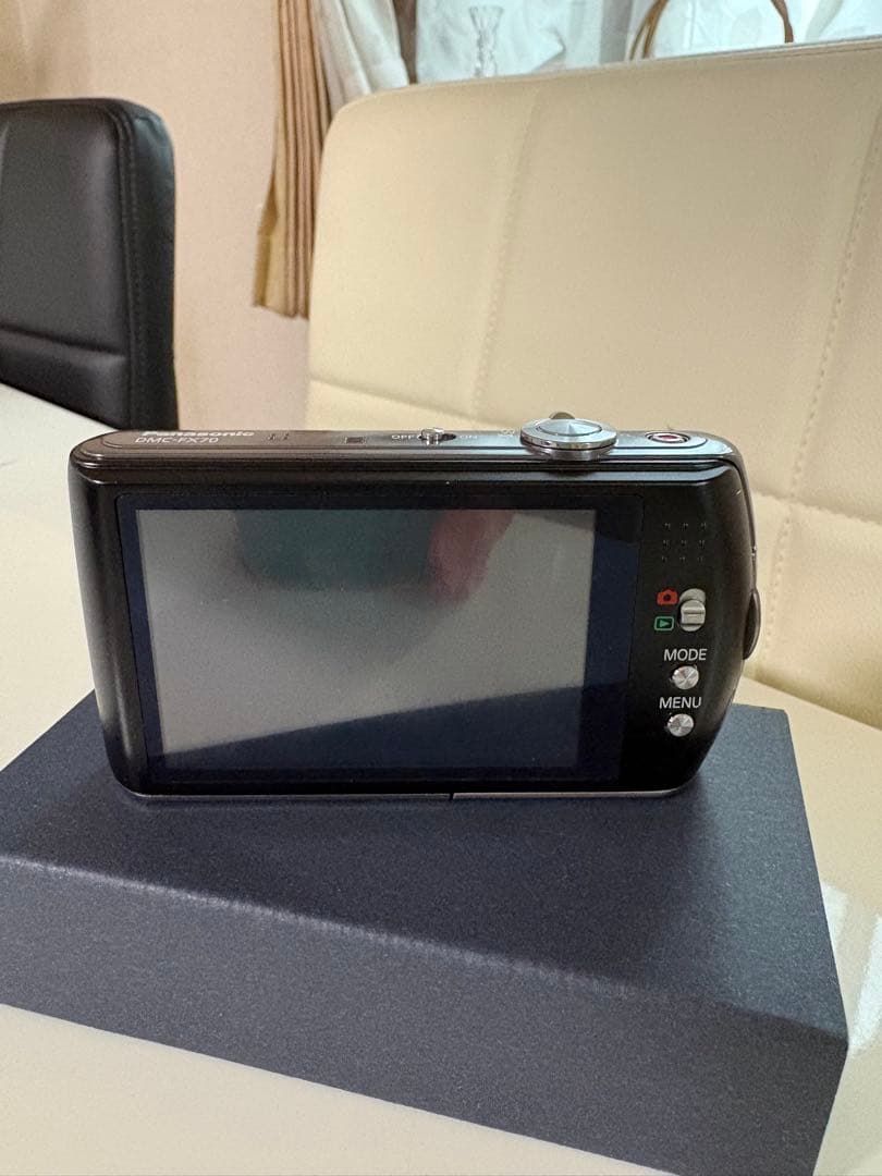 【パナソニック】LUMIX FX70 デジタルカメラ　ブラック