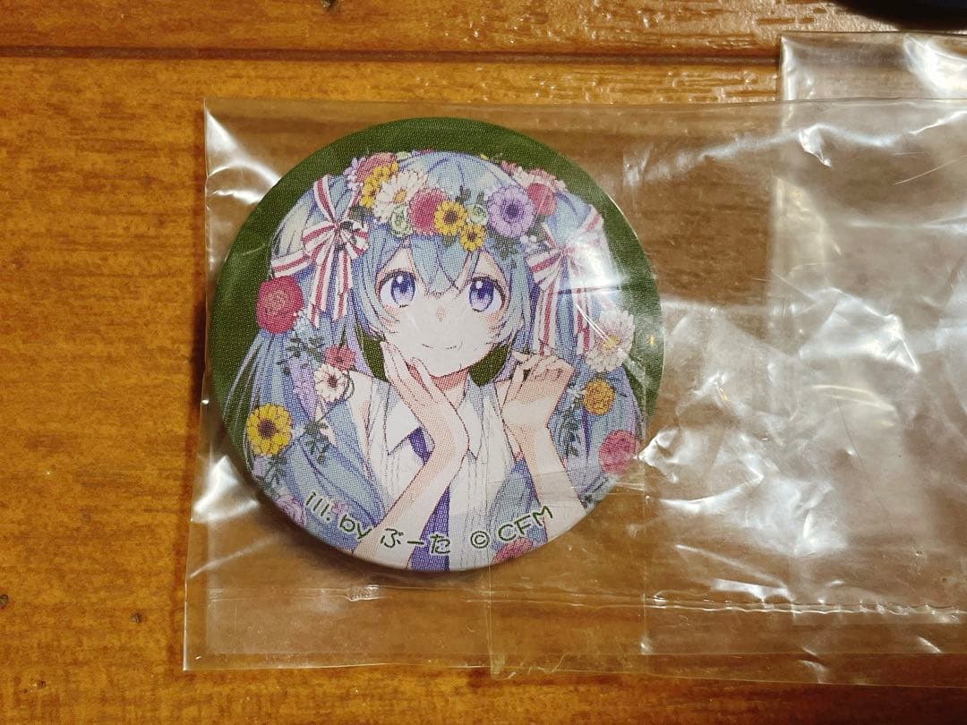 初音ミク コスミィ cosme play 缶バッジ コラボ 2017年 レア