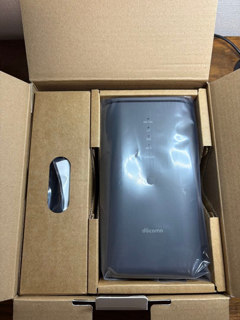 【新品未使用】docomo  5G HR02 ルーター