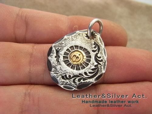 燻し　イーグルゴールド（ｋ18）張り　ペンダントトップ　925ｋ18ハンドメイド