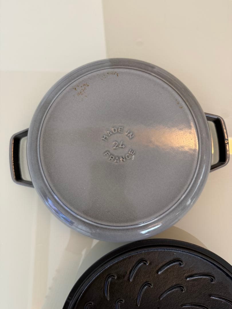 STAUB 両手鍋 グレー 24cm 箱付き
