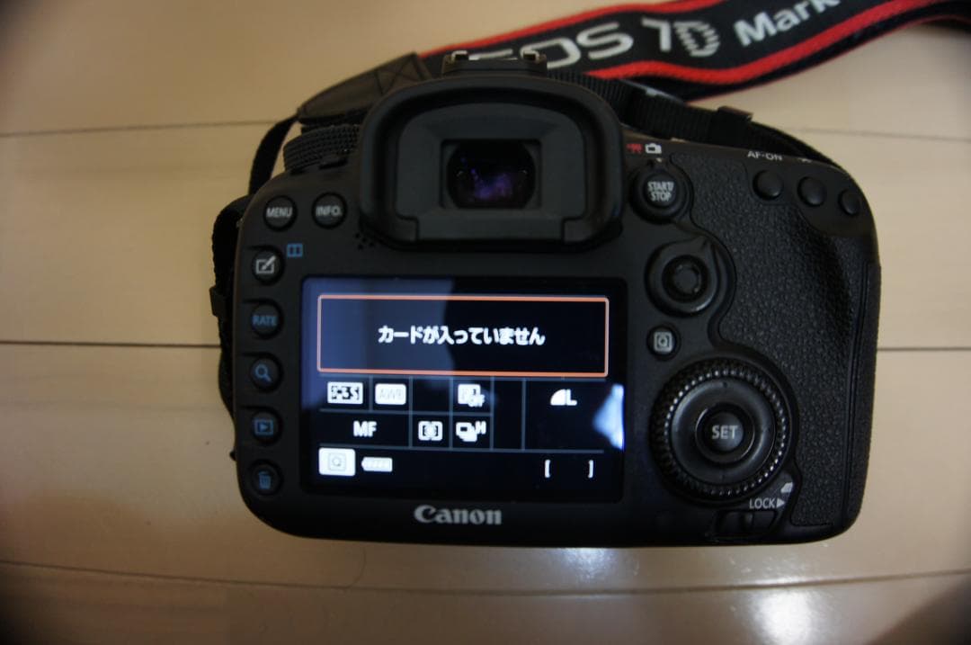 Canon EOS 7D mark2 ボディ