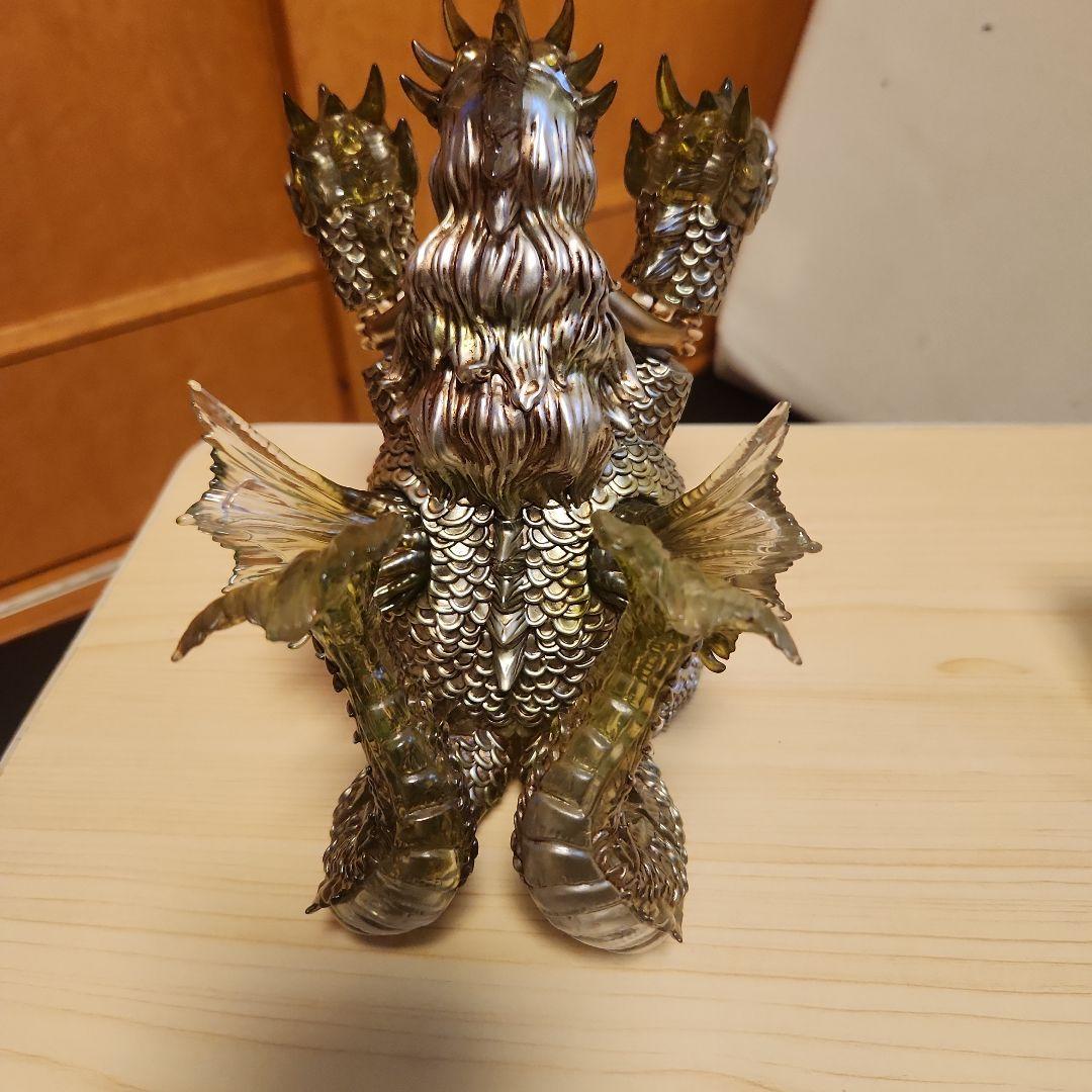 怪獣女王　DRAGORA　ソフビ　2種類セット