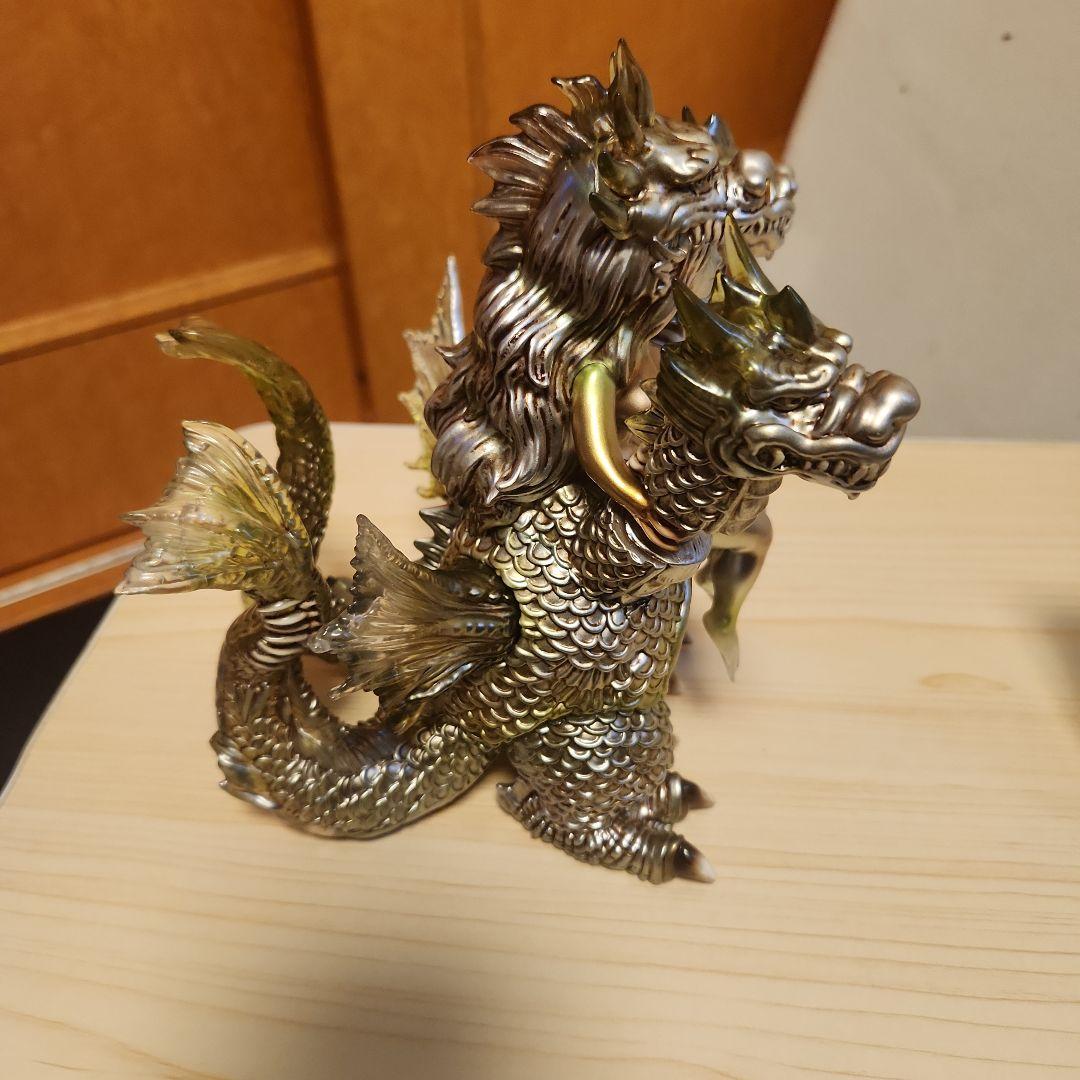 怪獣女王　DRAGORA　ソフビ　2種類セット