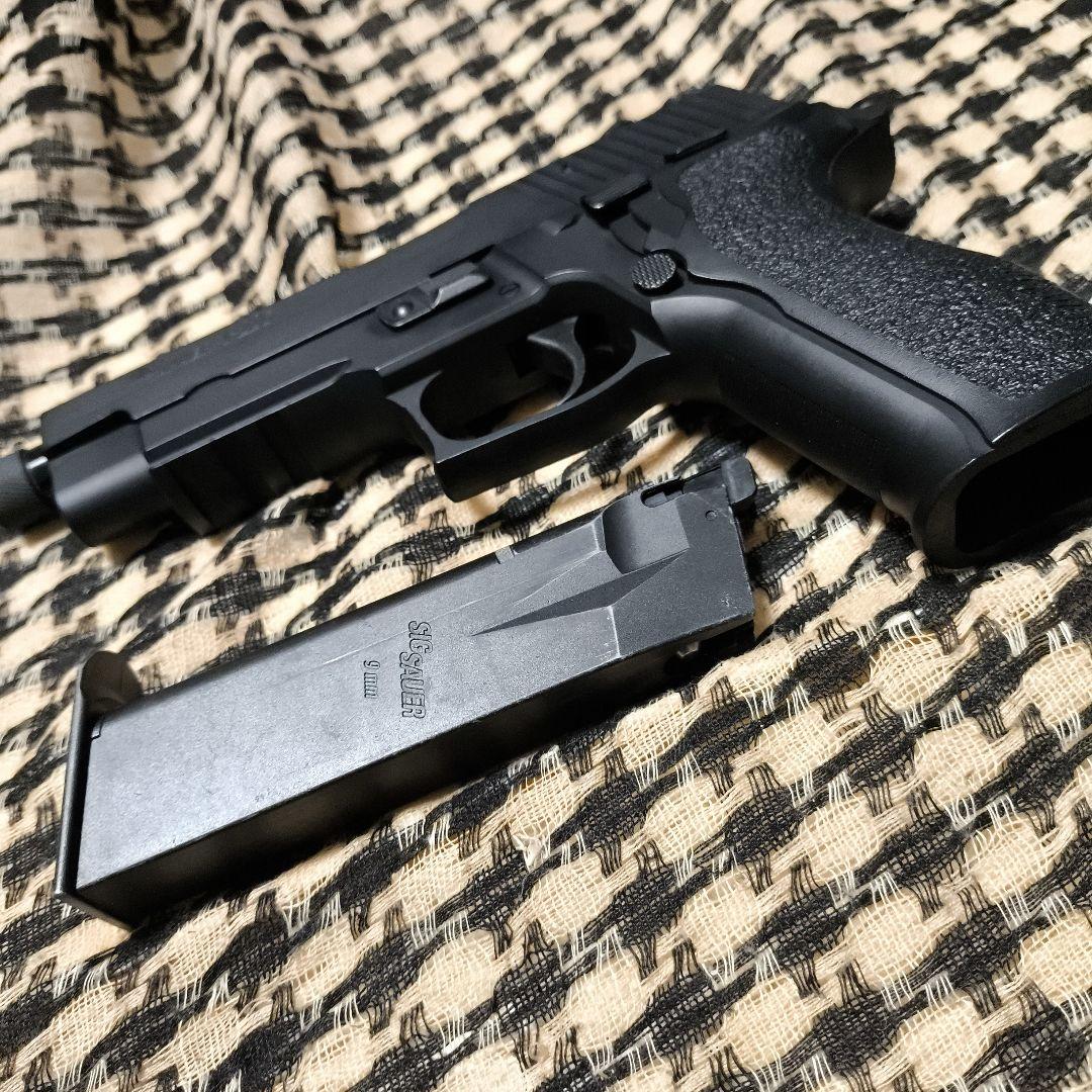 1 東京マルイ製　　シグ　ザウエル　P226　DETONATOR　アウターバレル