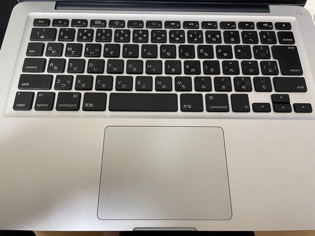 Apple MacBook Pro 2011 SSD換装済み（純正HDD付属）