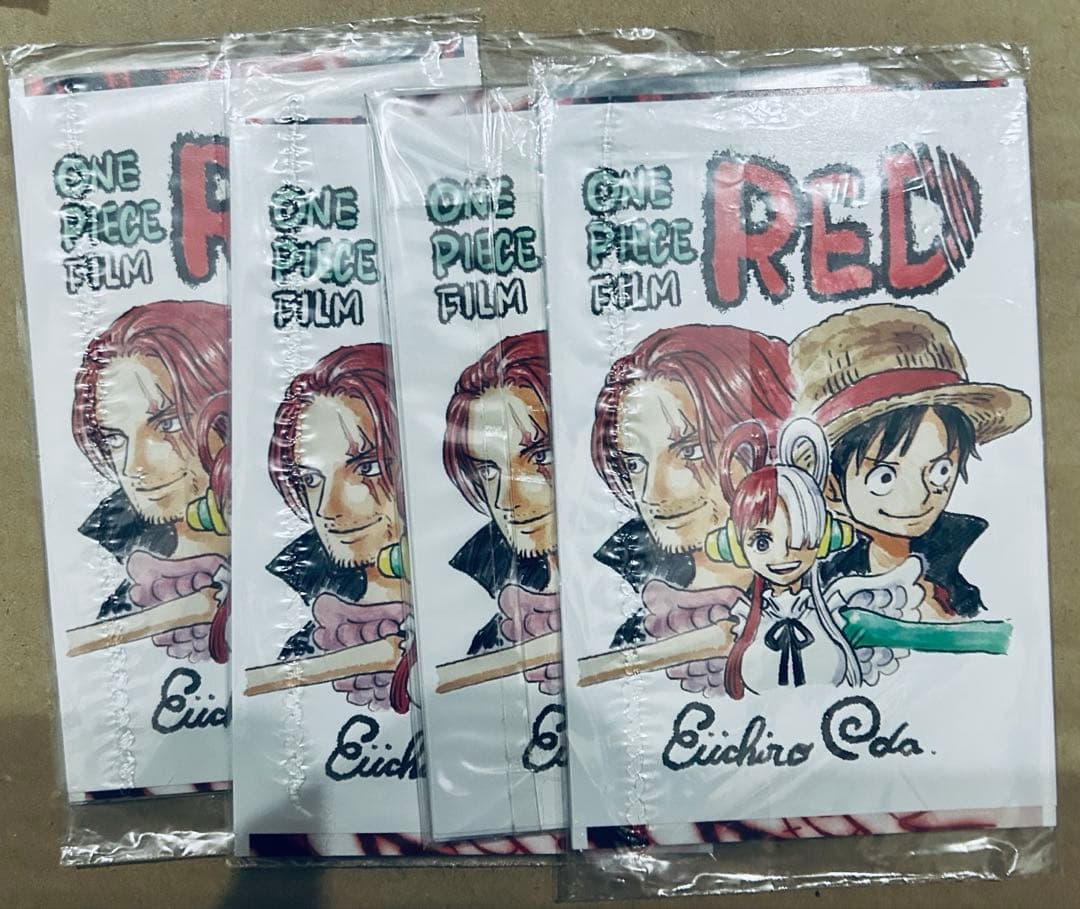 ONE PIECE ワンピース シャンクス ウタ 缶バッジ アクリルスタンド