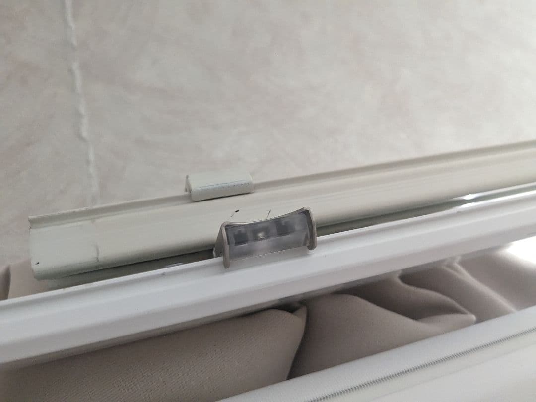 ニチベイ ロールスクリーン シュプーロ ハナリ カーテン ブラインド 布製