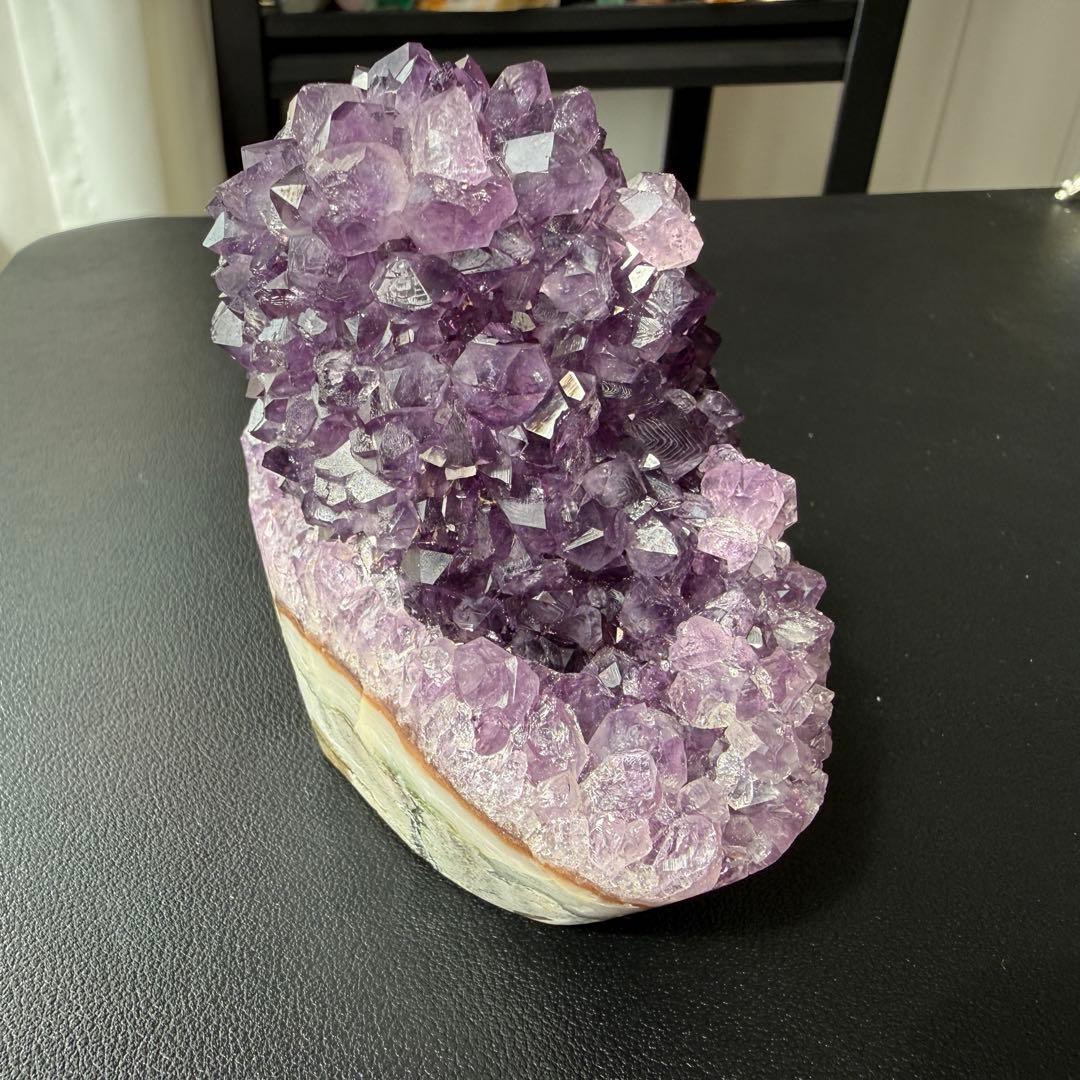 天然石天使指紋付き　アメジストの原石　置物　鉱物NO.032317