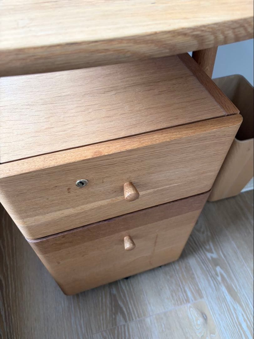 美品 飛騨産業 学習机(作業・仕事机)椅子、棚セット