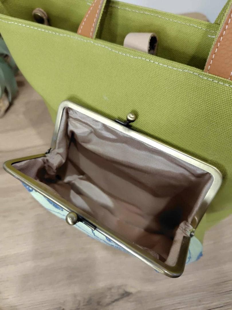 ミナペルホネン /フォレストウィンググリーン/がま口ポケットMSトート