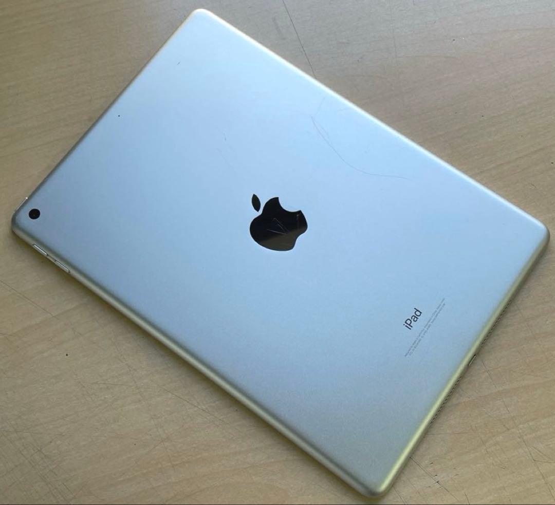 iPad 第6世代　A1893　Wi-Fiモデル　シルバー　32GB #9