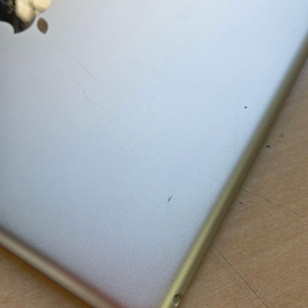 iPad 第6世代　A1893　Wi-Fiモデル　シルバー　32GB #9