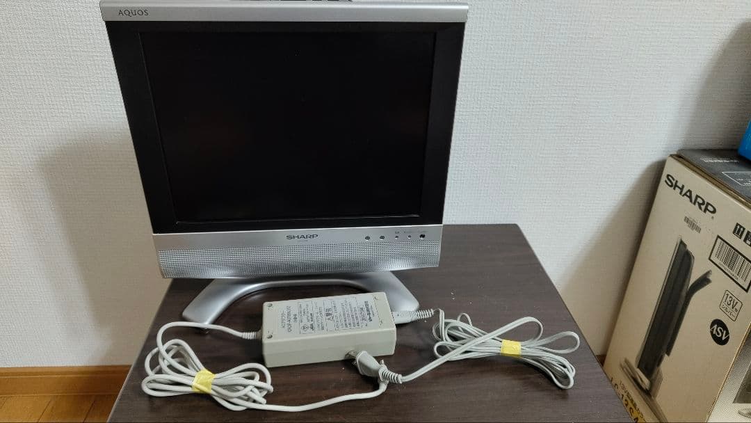 ★値下げ★シャープ 13型ハイビジョン AQUOS 地上デジチューナー D2端子