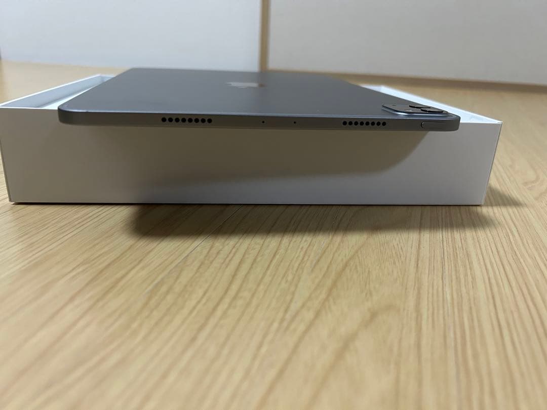 iPad pro 第4世代　11インチ