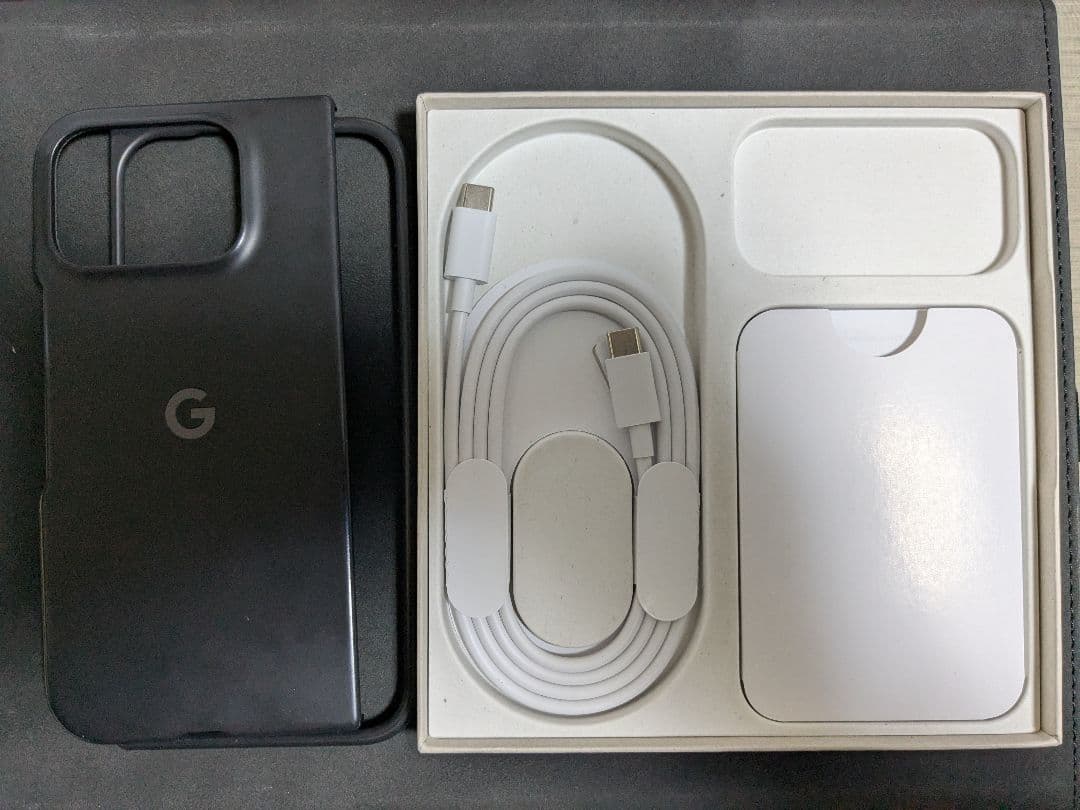 Google Pixel 9 ProFold 256GB（純正ケース付）