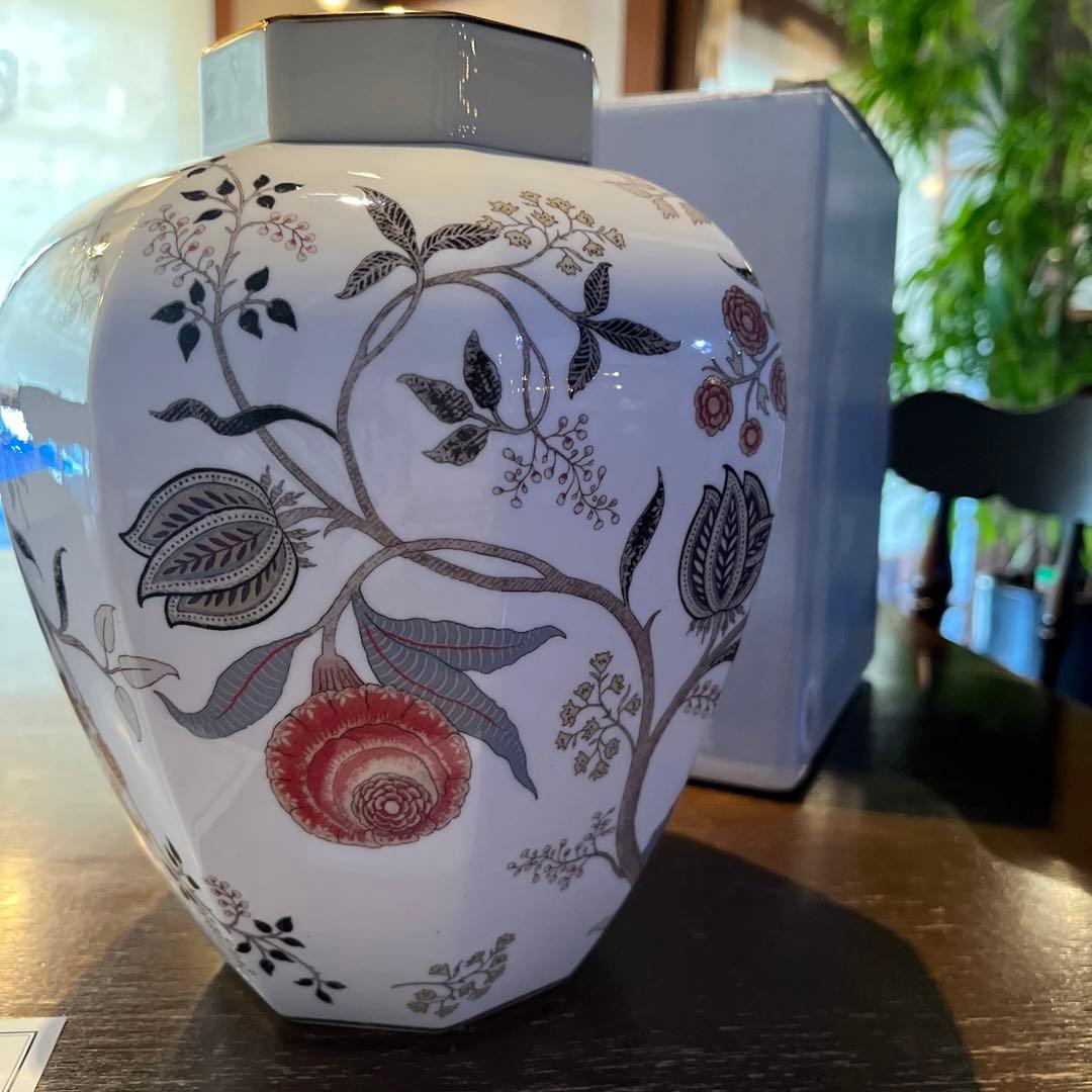新品❤️限定品 ウェッジウッド パシュミナ 花瓶　定価4万‼️