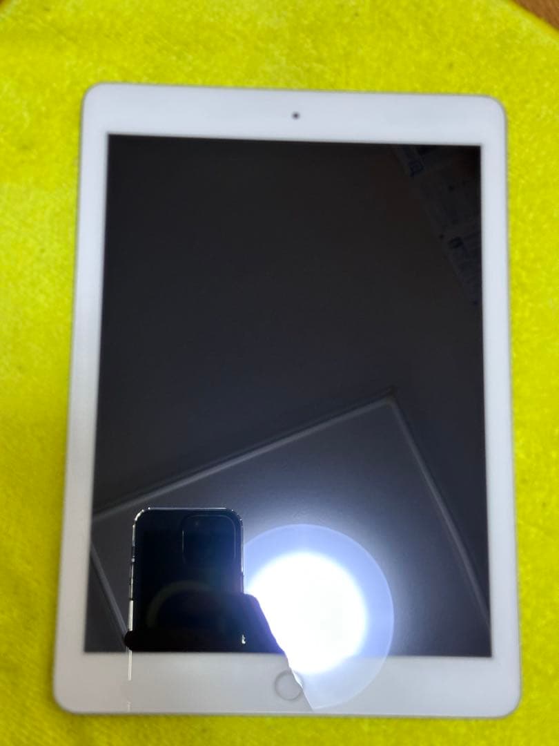 iPad 9.7インチ ( 第5世代) 32GB WiFi モデル