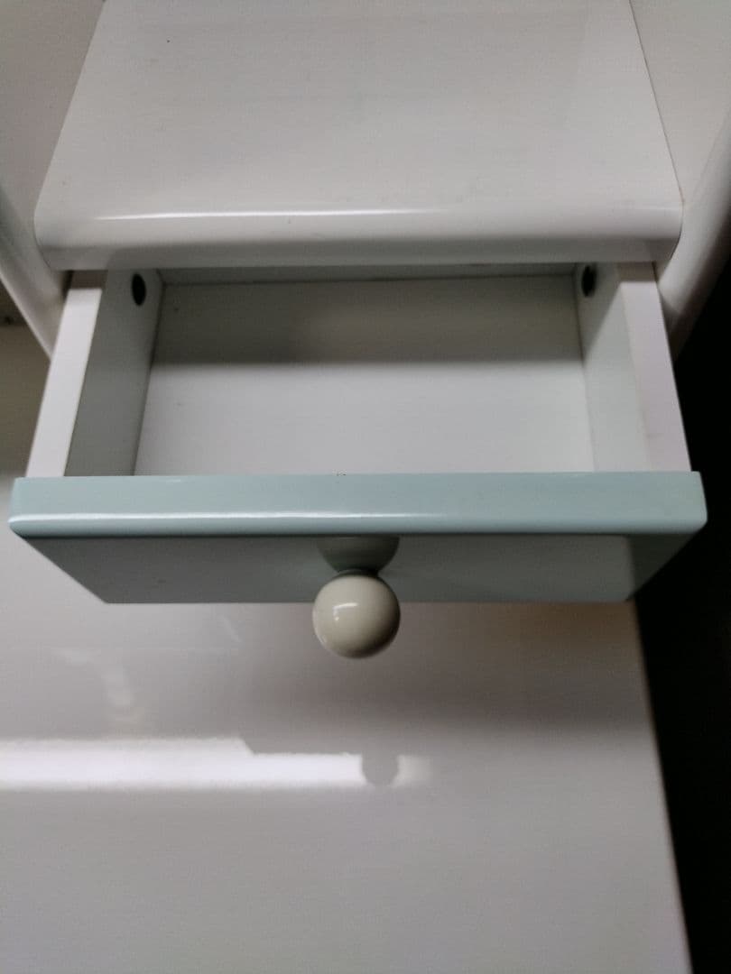 学習机　ライト付き本棚