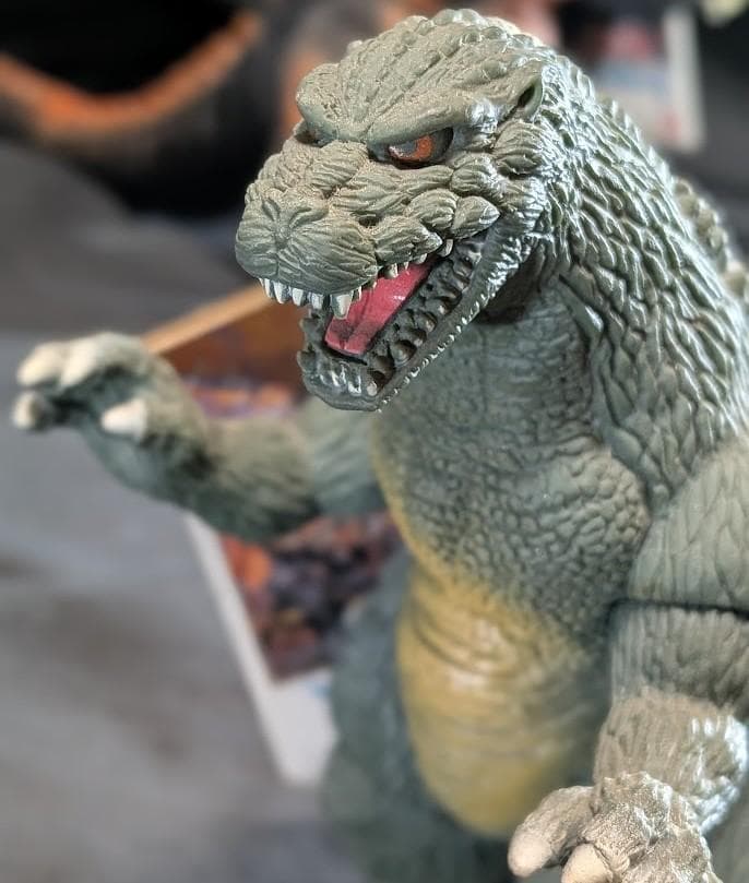 バーニングゴジラ＆ゴジラジュニア（バンダイ）タグ付ソフビフィギュア２体セット