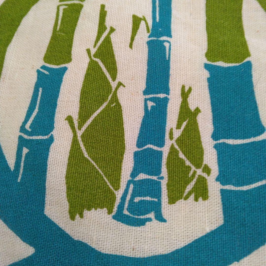 当時品昭和レトロ新品未使用座布団カバー同種ピンクと紫2枚&竹の模様1枚合計3枚