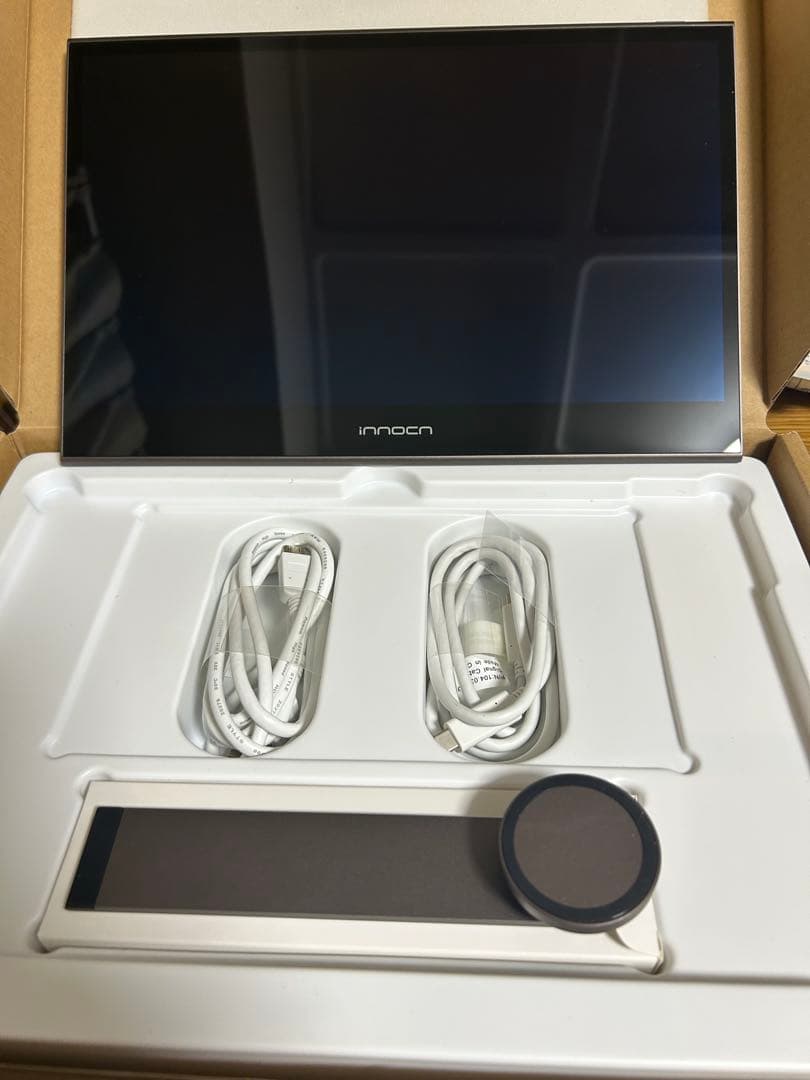 INNOCN 13K1F 13.3インチ OLEDモニター 本体