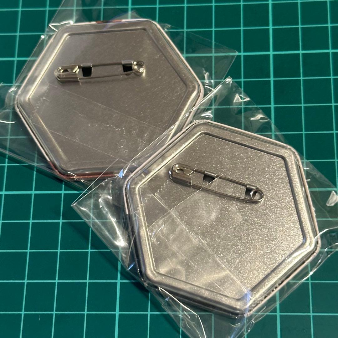 名探偵コナン　セリフ入りキャラバッジコレクション　缶バッジ　服部平次　遠山和葉