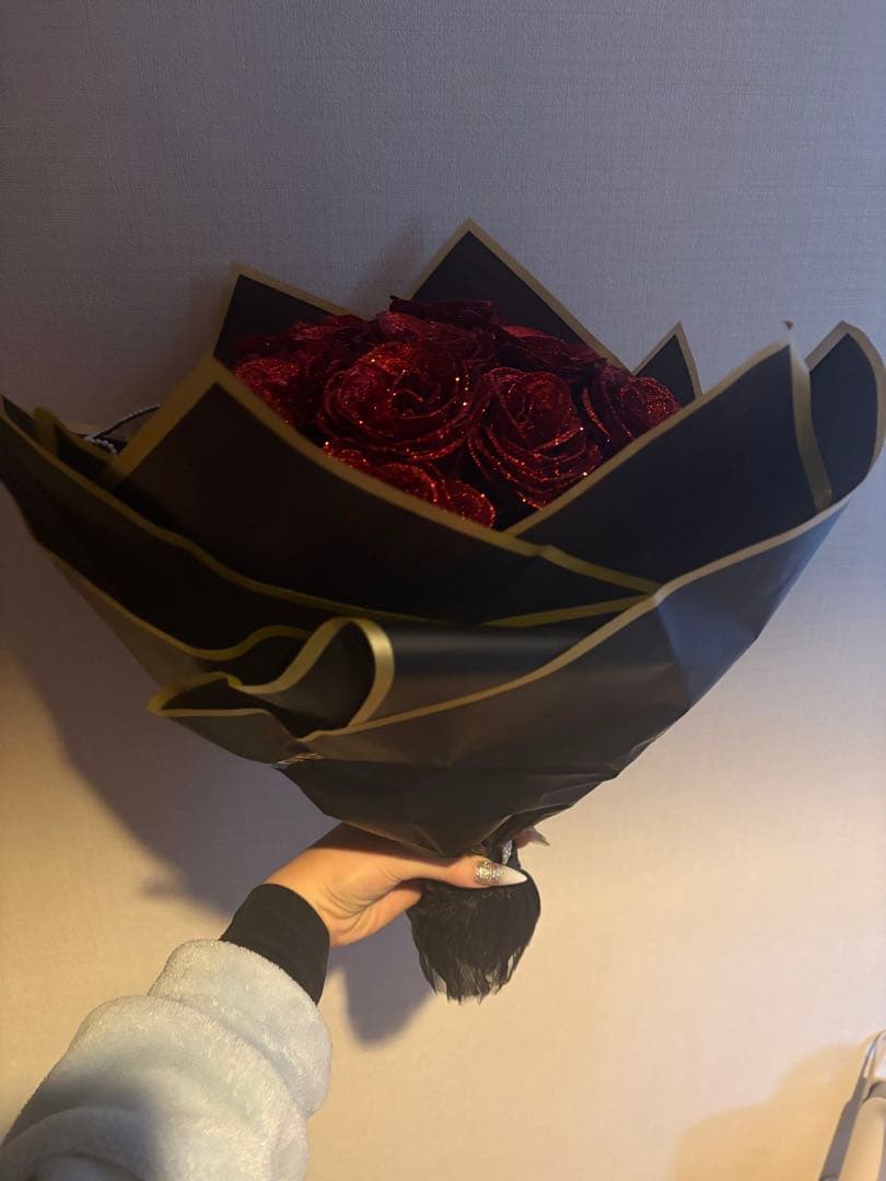 ワンホンブーケ誕生日 記念日 プレゼント 卒業式　花束　薔薇造花グリッターローズ