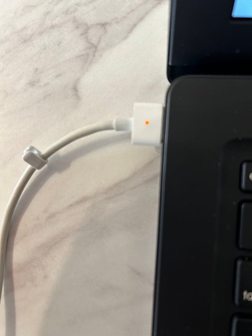 【箱付き】MacBook Black Mid 2007 (A1181) 黒