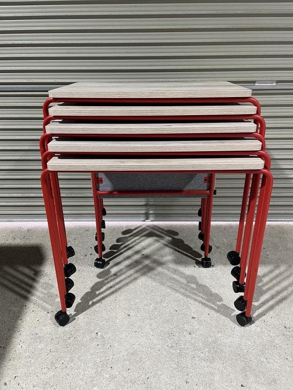 【美品】オカムラ　スプリント　MT40AB MHF9　5台　スタッキングテーブル