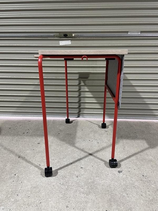 【美品】オカムラ　スプリント　MT40AB MHF9　5台　スタッキングテーブル