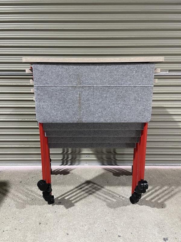 【美品】オカムラ　スプリント　MT40AB MHF9　5台　スタッキングテーブル