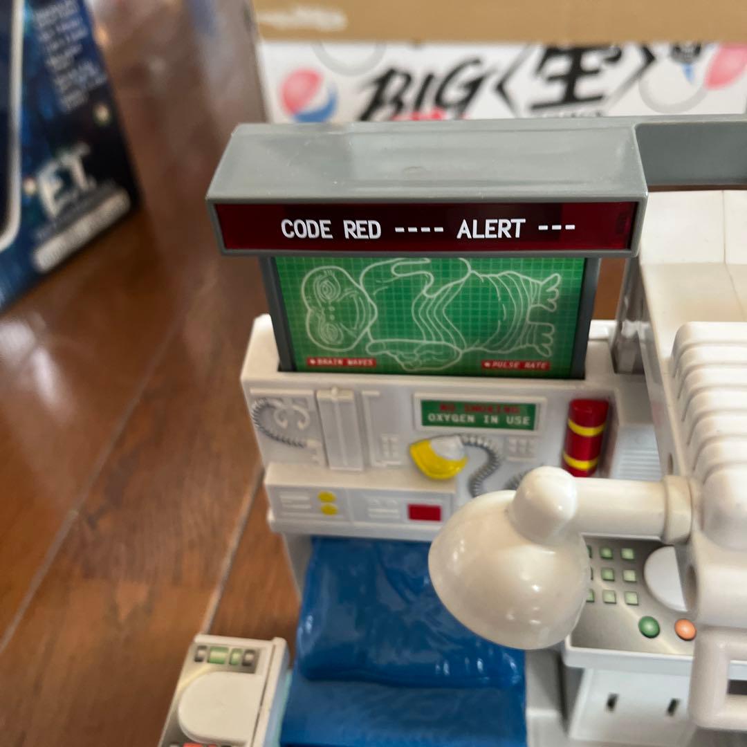 ＥＴ&スペースマン　フィギュア　トイザらス限定