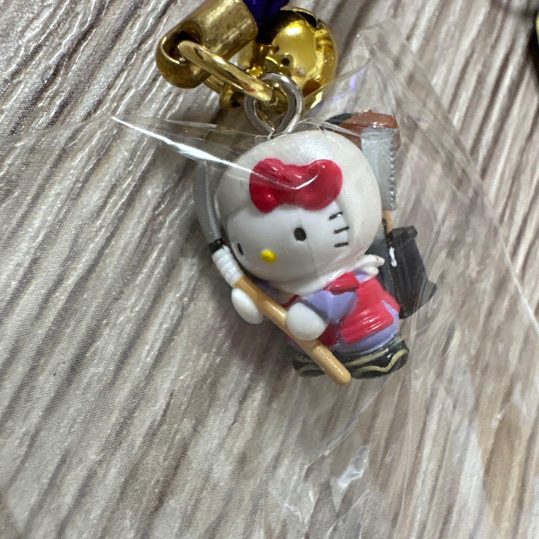 【新品未使用品】ご当地キティ　ストラップ　8点となります。