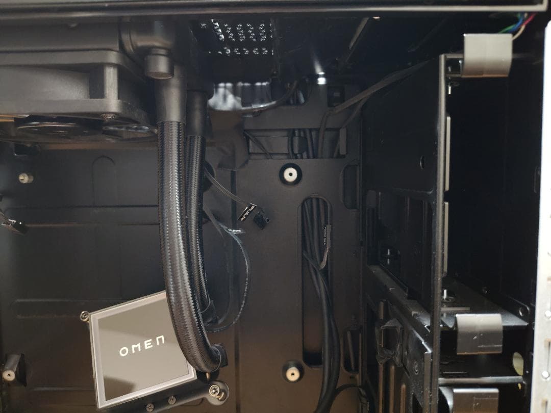 OMEN 30L ケース/電源(Platinum) /水冷CPUクーラーセット