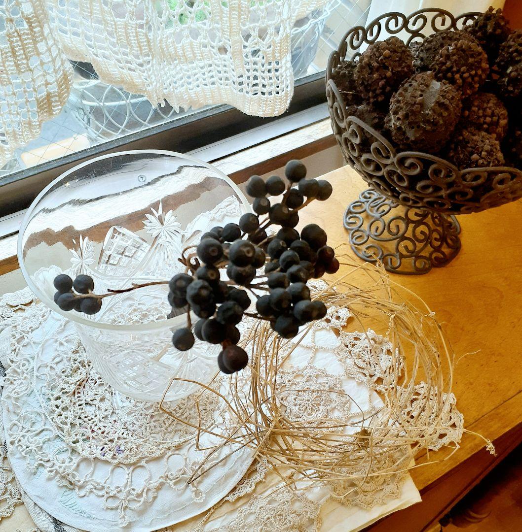 COVENT GARDEN ビンテージ エンボスモチーフ ガラス製花瓶❤︎