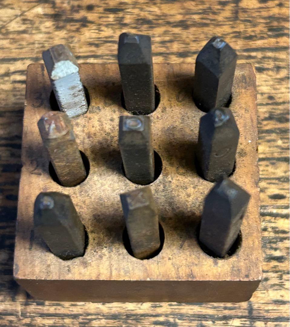 70年代アンティークアルファベット、数字鉄印まとめ売り