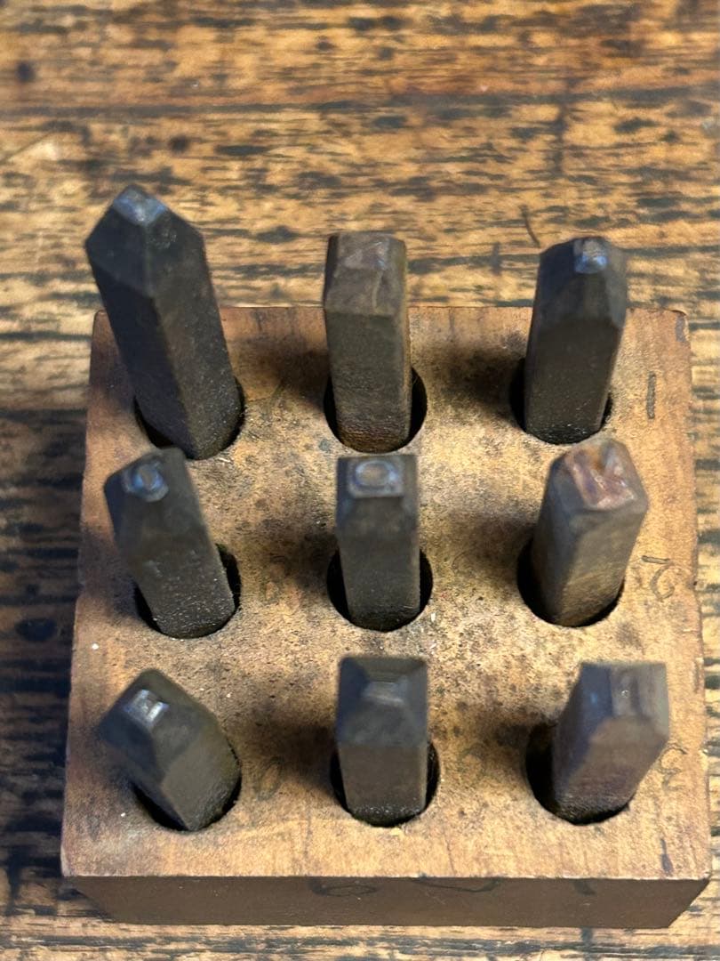 70年代アンティークアルファベット、数字鉄印まとめ売り