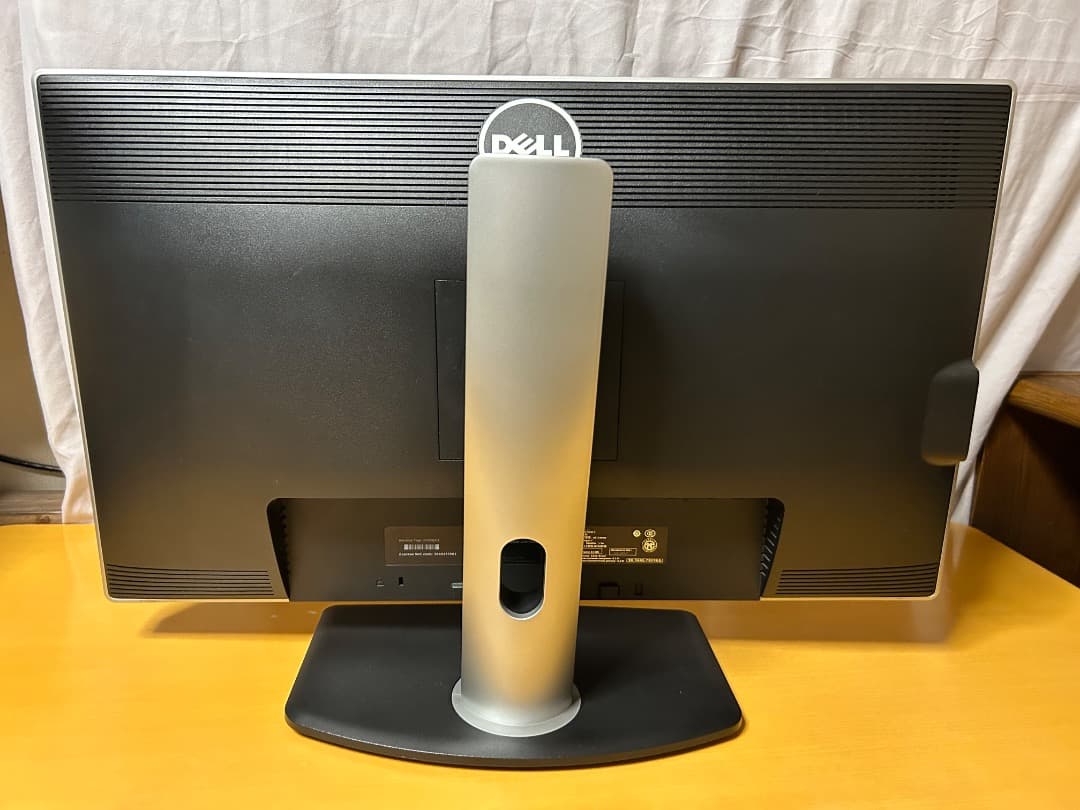 Dell 27インチモニター U2713HM 2560×1440 (WQHD)