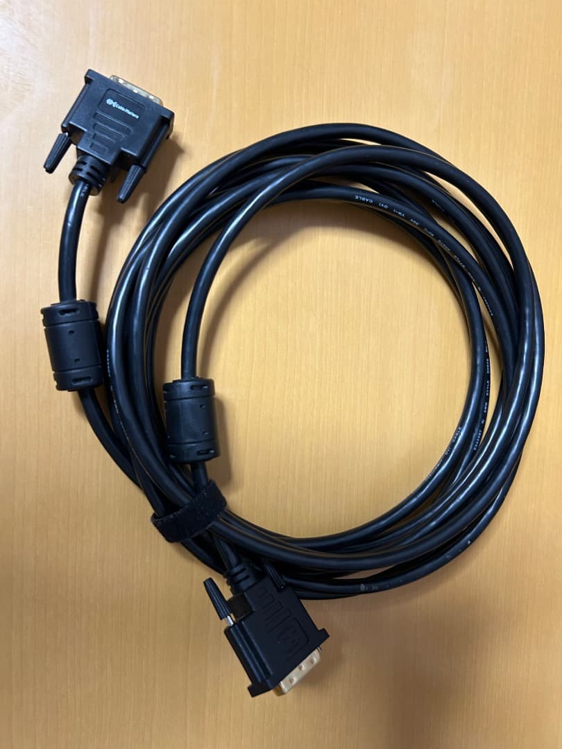 Dell 27インチモニター U2713HM 2560×1440 (WQHD)