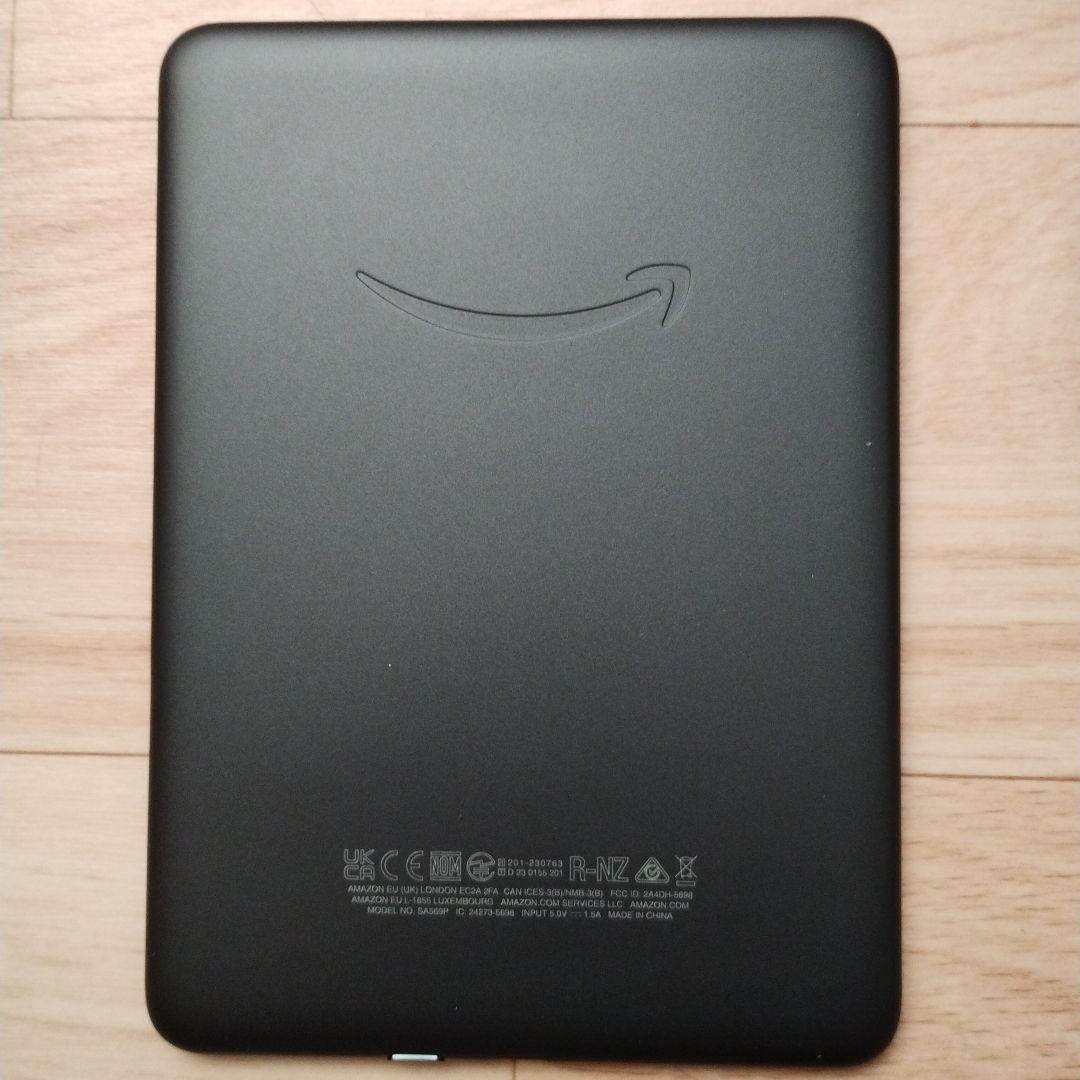 美品 Kindle Paperwhite 32GB　第12世代　純正カバー付き