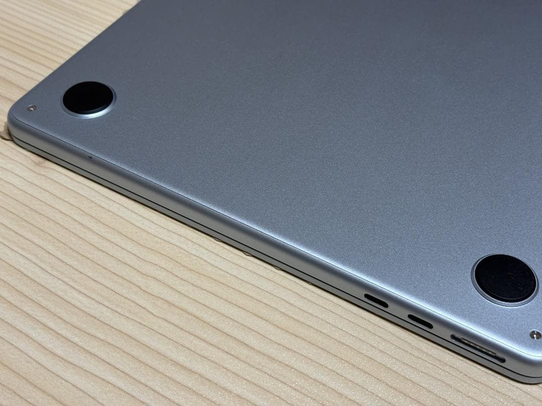 MacBook Air M4 16G 1TB スカイブルー（CTO上位構成）