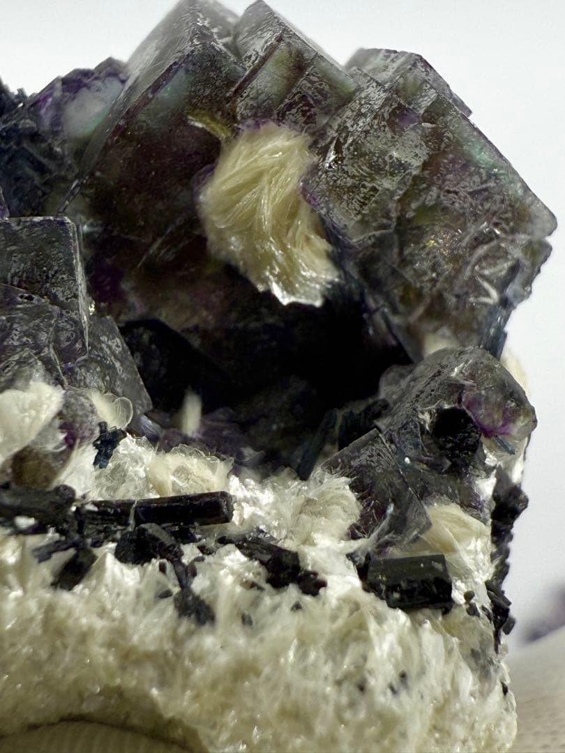 フローライト　レインボー　エロンゴ産　原石　鉱物　標本　天然石　蛍石