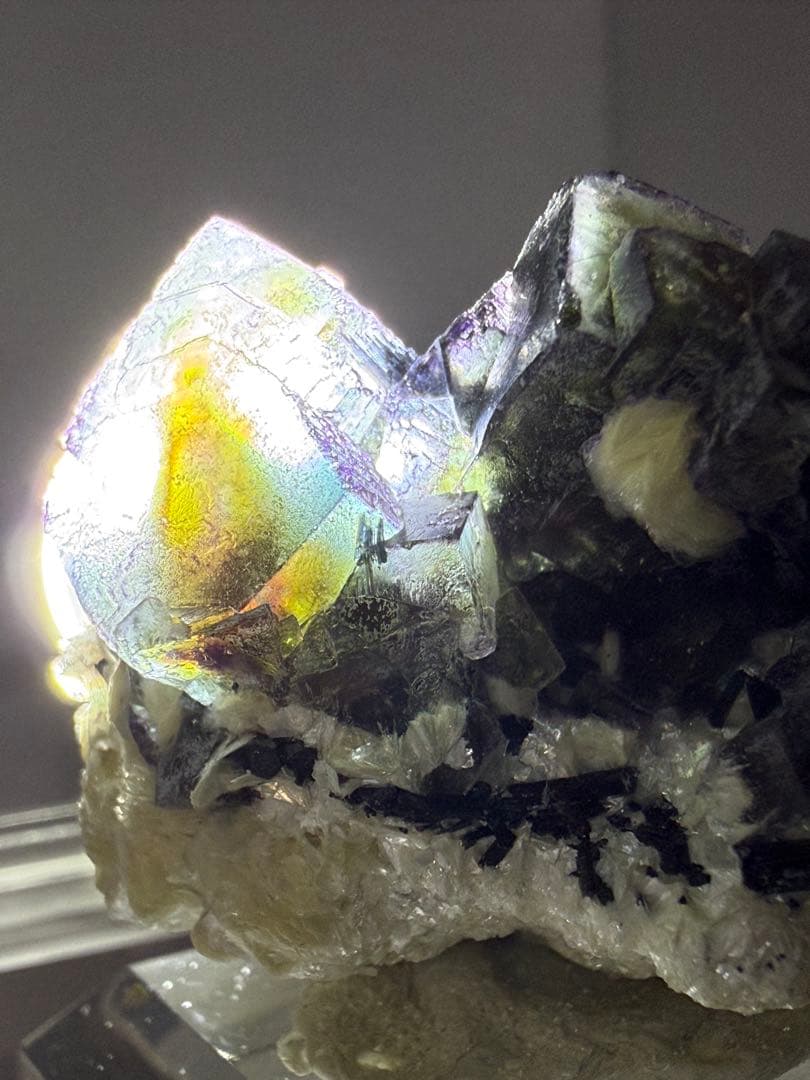 フローライト　レインボー　エロンゴ産　原石　鉱物　標本　天然石　蛍石