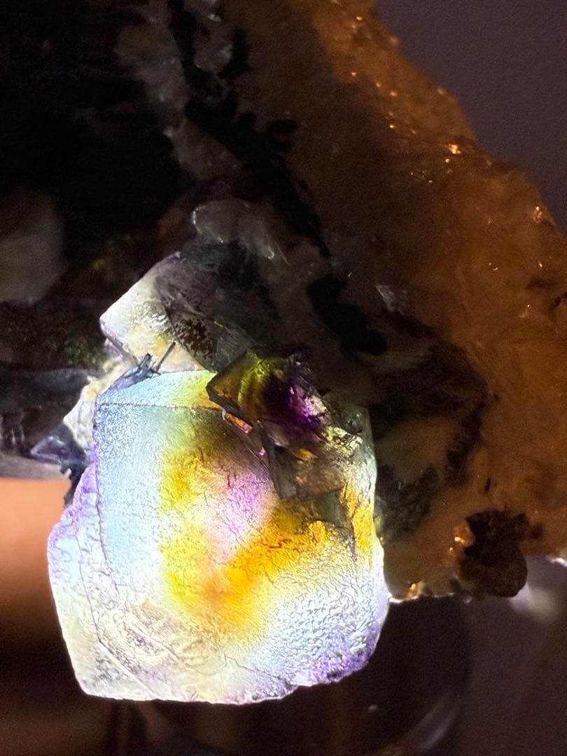 フローライト　レインボー　エロンゴ産　原石　鉱物　標本　天然石　蛍石