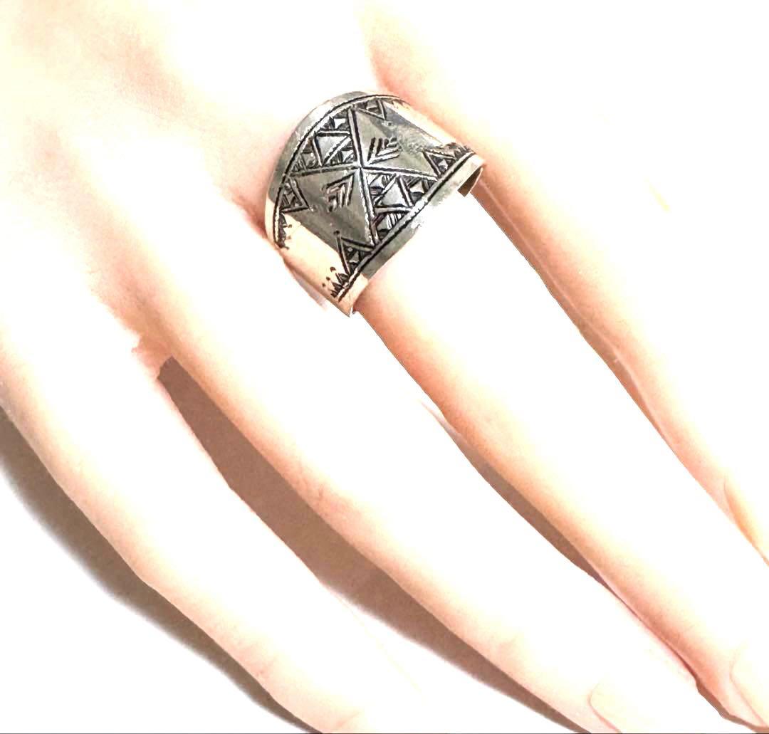 トゥアレグ族　ハンドメイド　シルバーリング