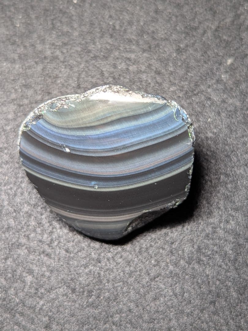 【研磨品】十勝石玲瓏　北海道産レインボーオブシディアン　十勝石　玲瓏石　黒曜石