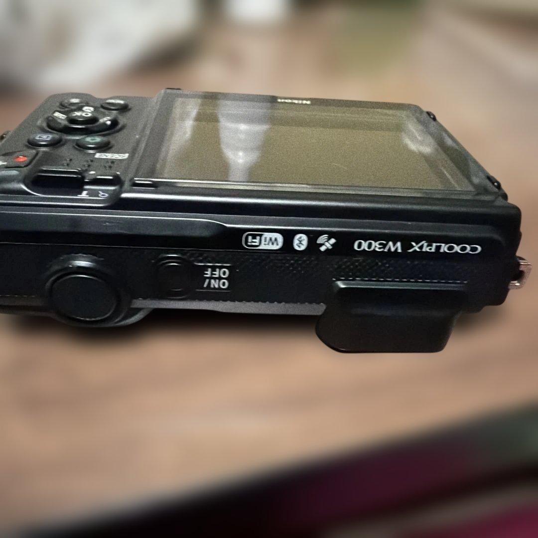 Nikon COOLPIX W300 防水デジタルカメラ　ジャンク