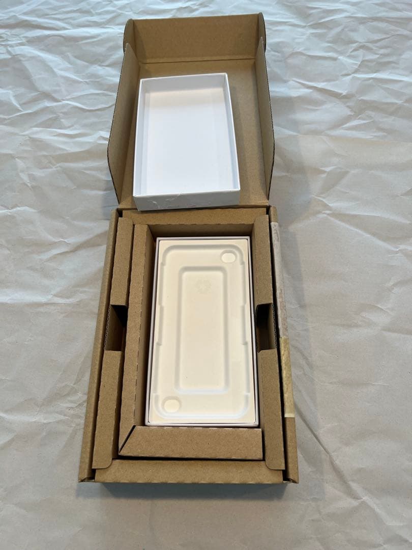 iPhone SE 第2世代 64GB レッド SIMフリー 79% 本体のみ