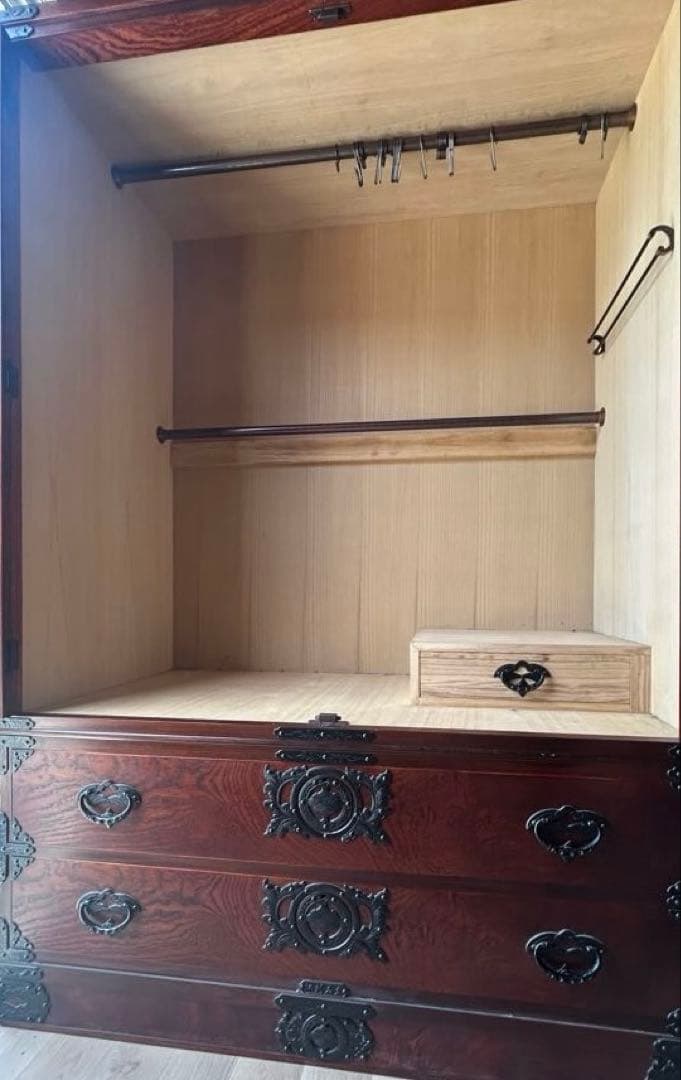 岩谷堂箪笥 観音開き 三段 高級 和箪笥 伝統工芸 職人仕上